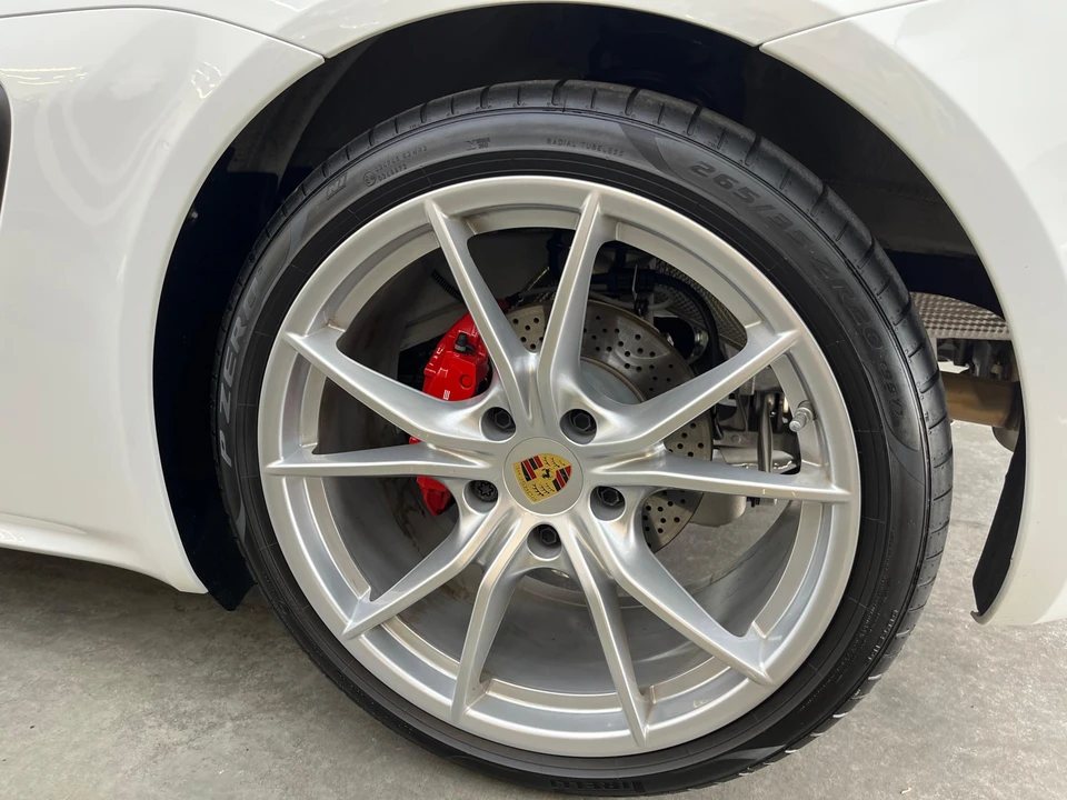 2024 Porsche 718 Cayman S - Image 24 of 31