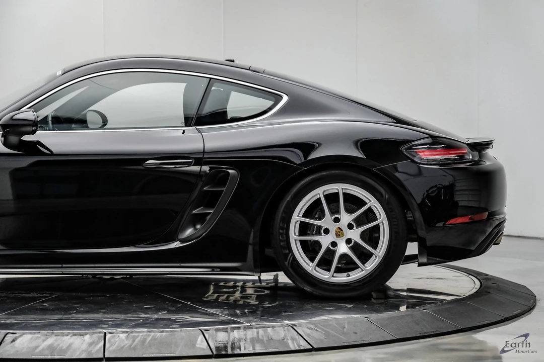 2024 Porsche 718 Cayman - Image 8 of 31