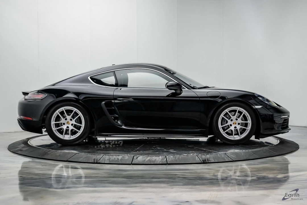 2024 Porsche 718 Cayman - Image 19 of 31
