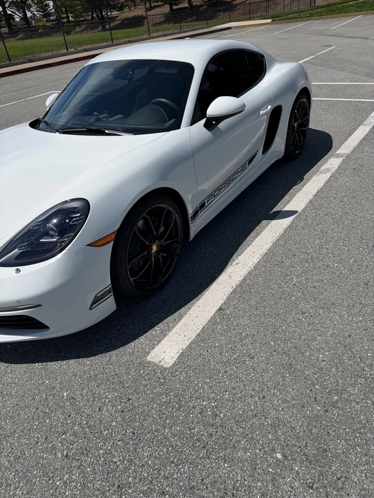 2024 Porsche 718 Cayman - Image 26 of 31
