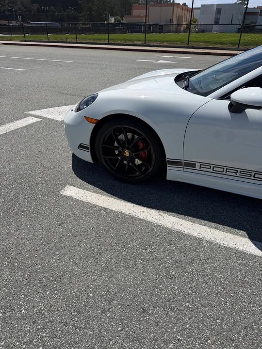 2024 Porsche 718 Cayman - Image 27 of 31