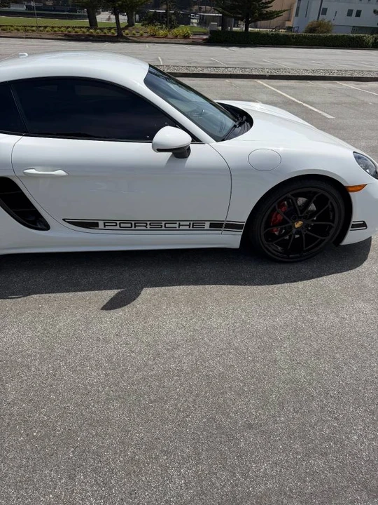 2024 Porsche 718 Cayman - Image 11 of 24