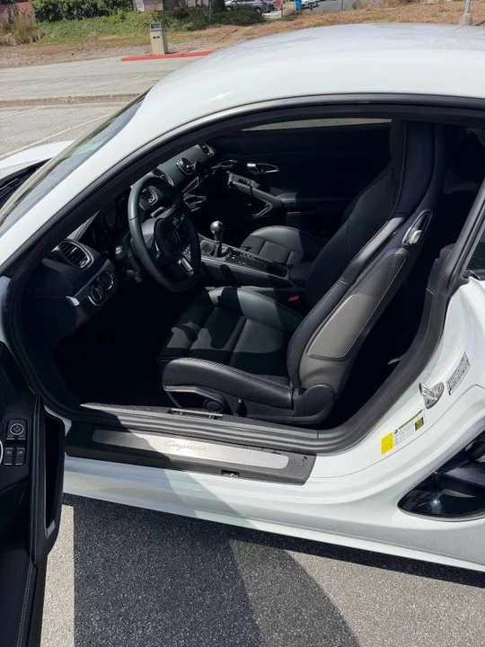 2024 Porsche 718 Cayman - Image 20 of 24