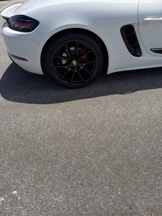 2024 Porsche 718 Cayman - Image 10 of 24