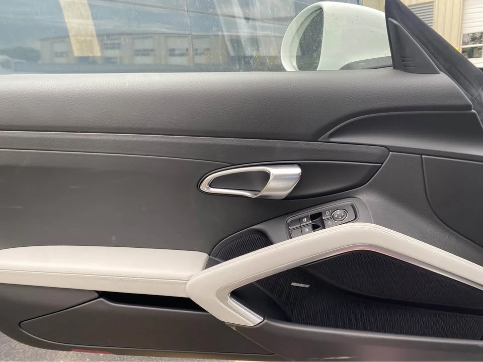 2024 Porsche 718 Cayman - Image 14 of 18