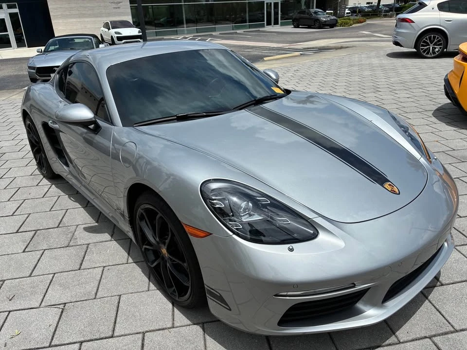 2024 Porsche 718 Cayman - Image 4 of 9