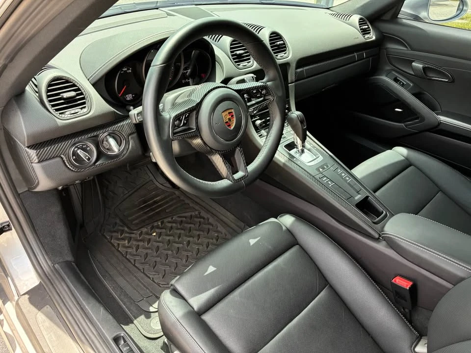 2024 Porsche 718 Cayman - Image 8 of 9