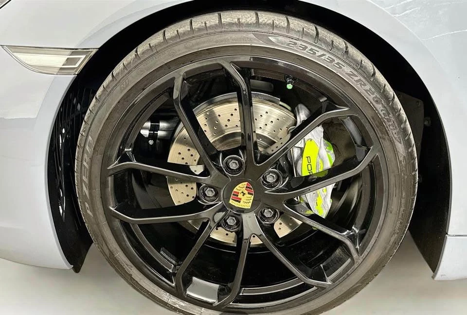 2024 Porsche 718 Cayman - Image 8 of 9