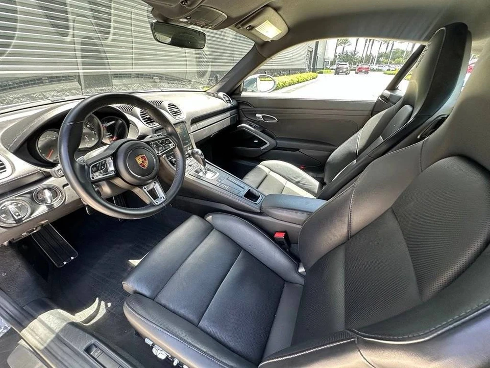 2024 Porsche 718 Cayman - Image 4 of 5