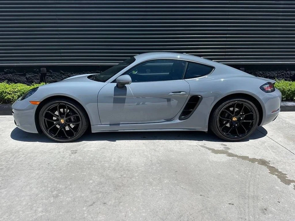 2024 Porsche 718 Cayman - Image 2 of 5