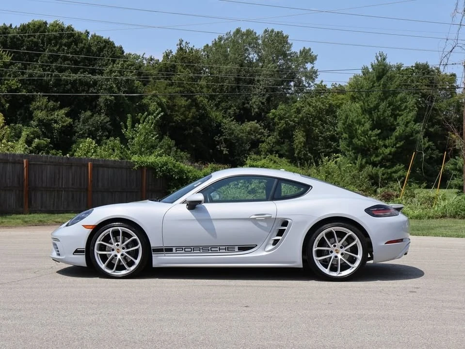 2024 Porsche 718 Cayman - Image 2 of 20