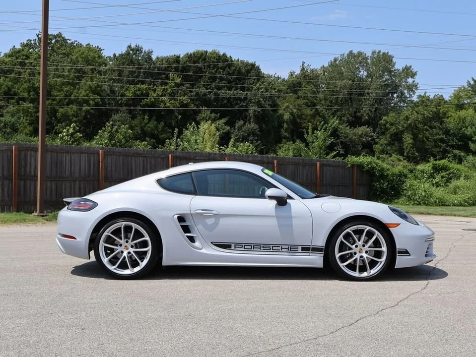 2024 Porsche 718 Cayman - Image 9 of 20
