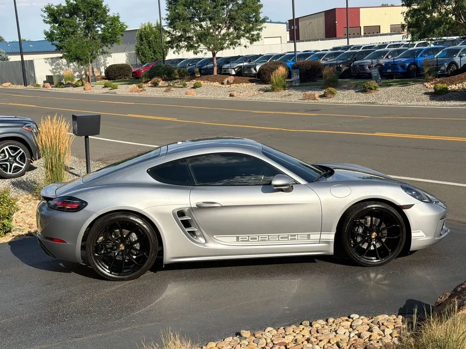 2024 Porsche 718 Cayman - Image 5 of 12