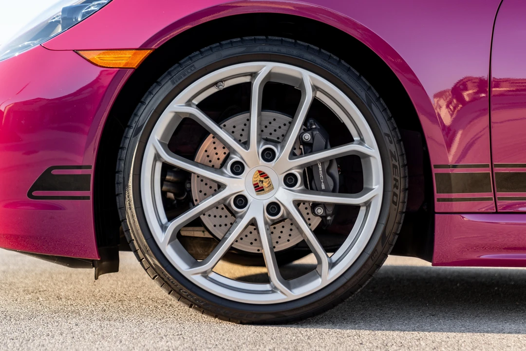 2024 Porsche 718 Cayman - Image 28 of 31