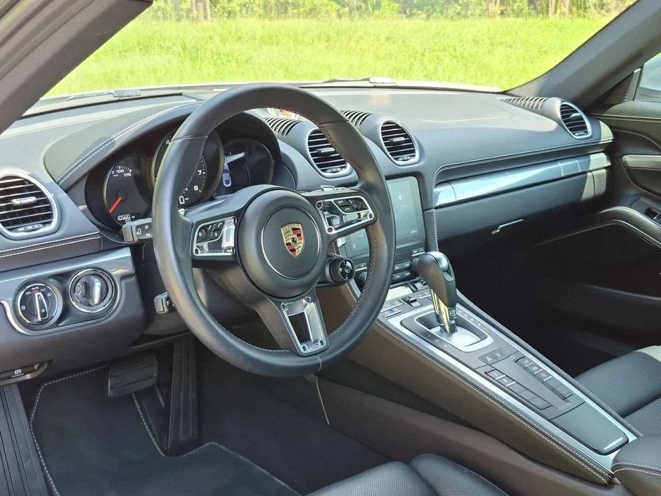 2024 Porsche 718 Cayman - Image 4 of 4