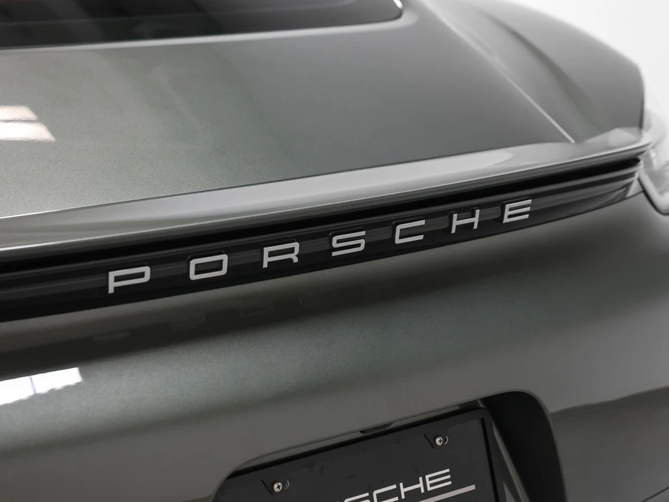 2024 Porsche 718 Cayman - Image 21 of 31