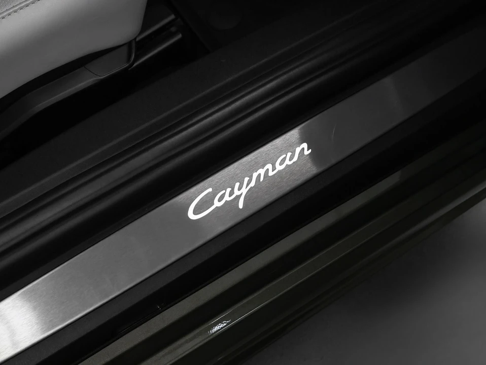 2024 Porsche 718 Cayman - Image 22 of 31