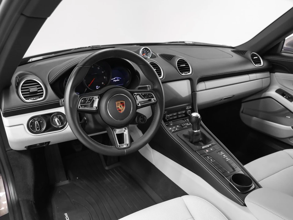 2024 Porsche 718 Cayman - Image 4 of 31