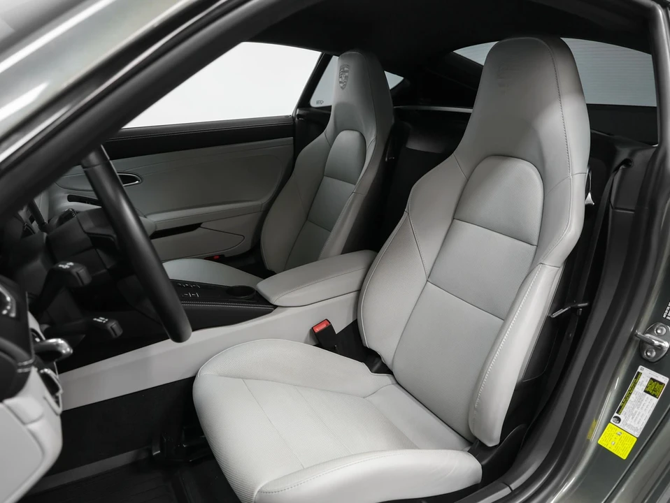 2024 Porsche 718 Cayman - Image 5 of 31