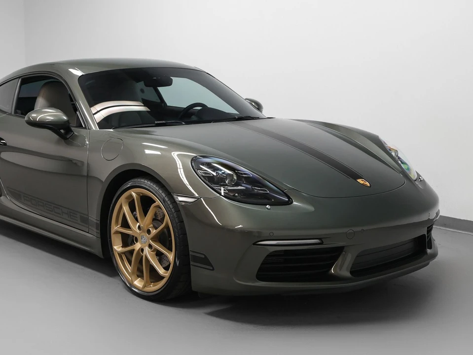 2024 Porsche 718 Cayman - Image 9 of 31