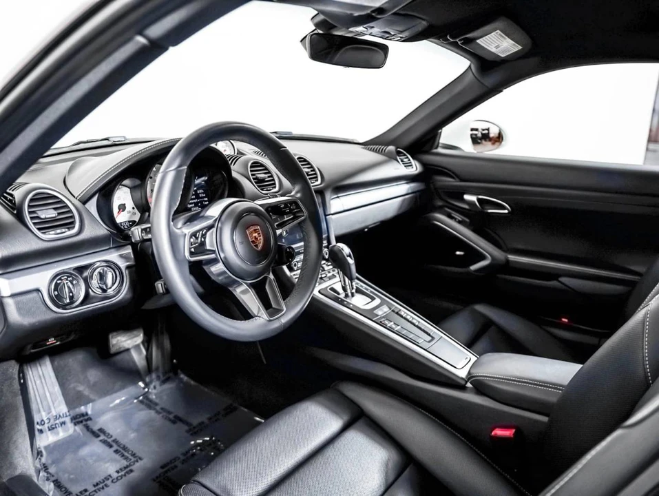 2024 Porsche 718 Cayman - Image 4 of 4