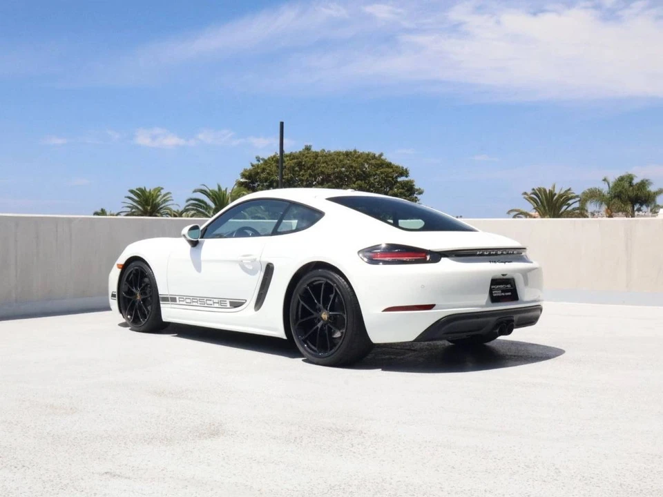 2024 Porsche 718 Cayman - Image 3 of 4