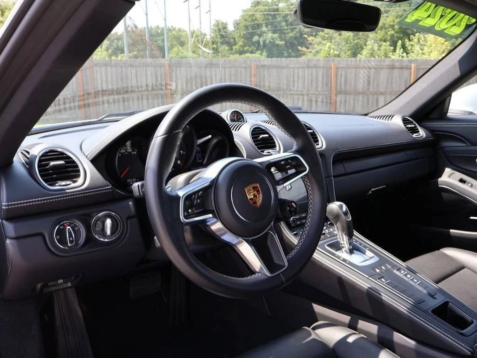 2024 Porsche 718 Cayman - Image 4 of 4