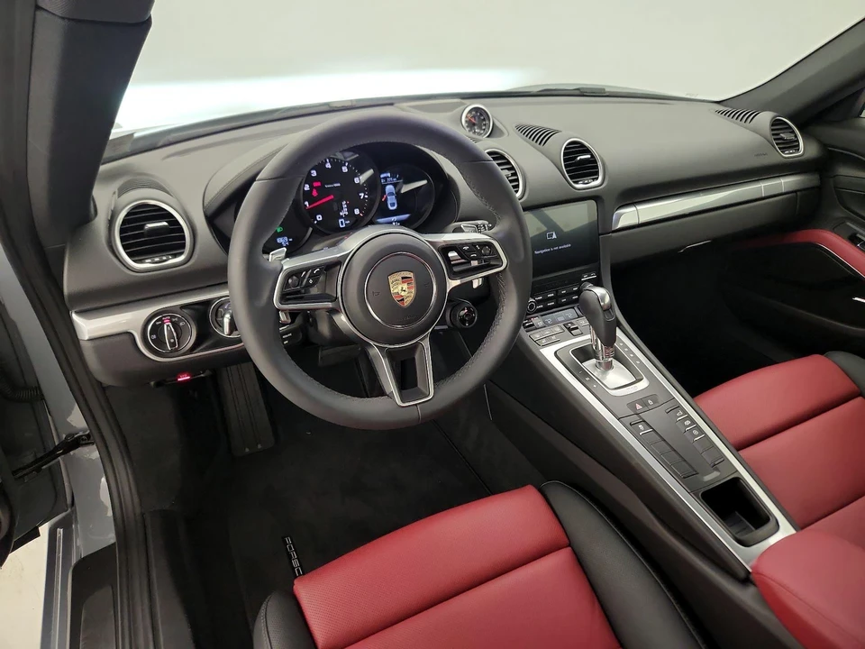 2024 Porsche 718 Cayman - Image 10 of 25