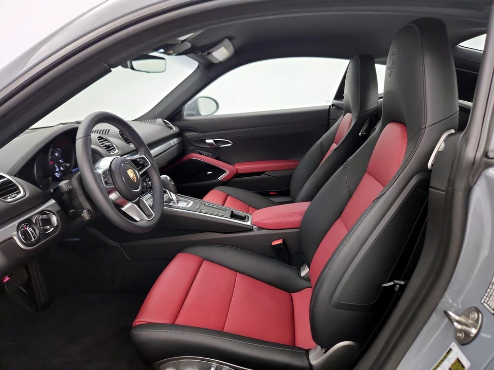 2024 Porsche 718 Cayman - Image 12 of 25