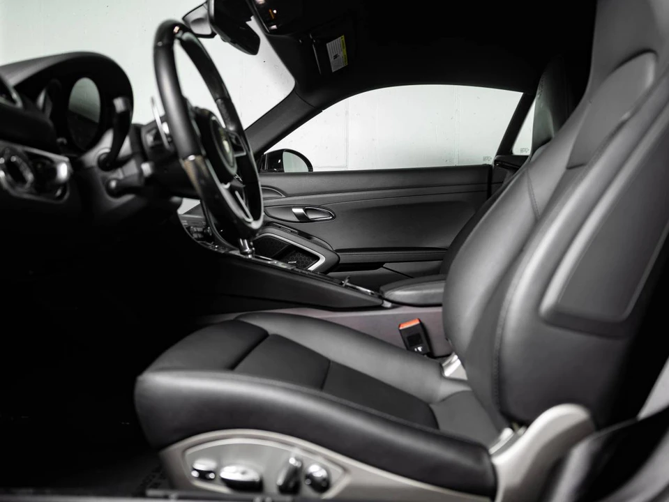 2024 Porsche 718 Cayman - Image 3 of 4