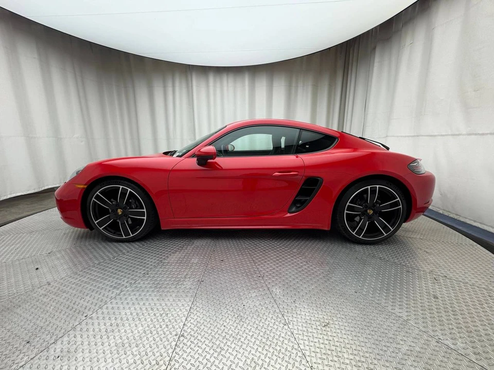 2024 Porsche 718 Cayman - Image 2 of 4