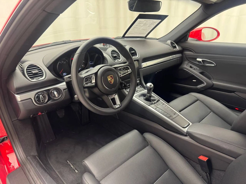 2024 Porsche 718 Cayman - Image 4 of 4