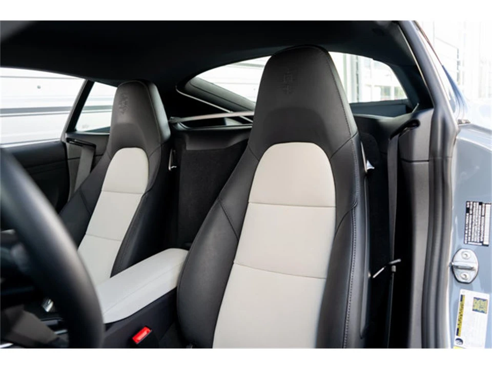 2024 Porsche 718 Cayman - Image 9 of 12