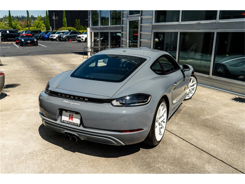 2024 Porsche 718 Cayman - Image 6 of 12