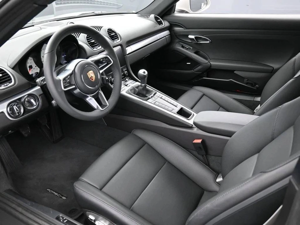2024 Porsche 718 Cayman - Image 4 of 4