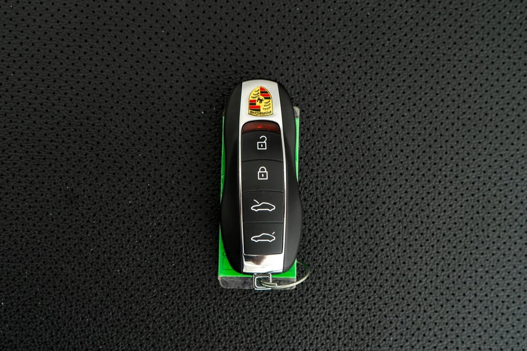 2024 Porsche 718 Cayman - Image 21 of 21