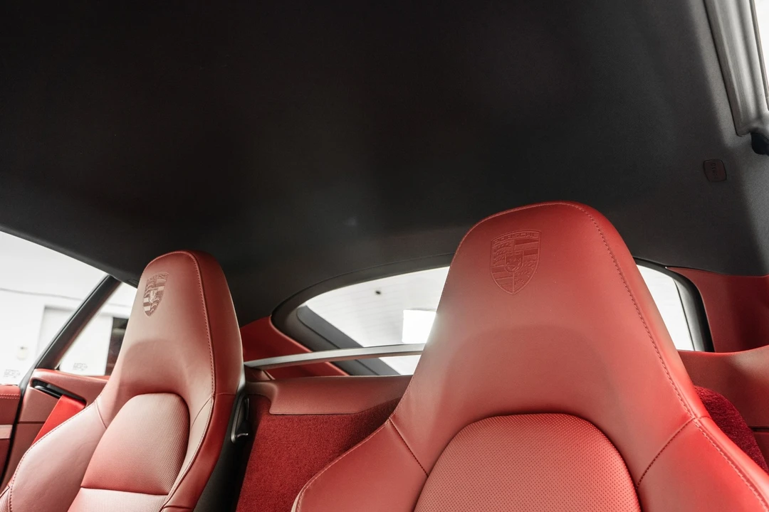 2024 Porsche 718 Cayman - Image 18 of 21