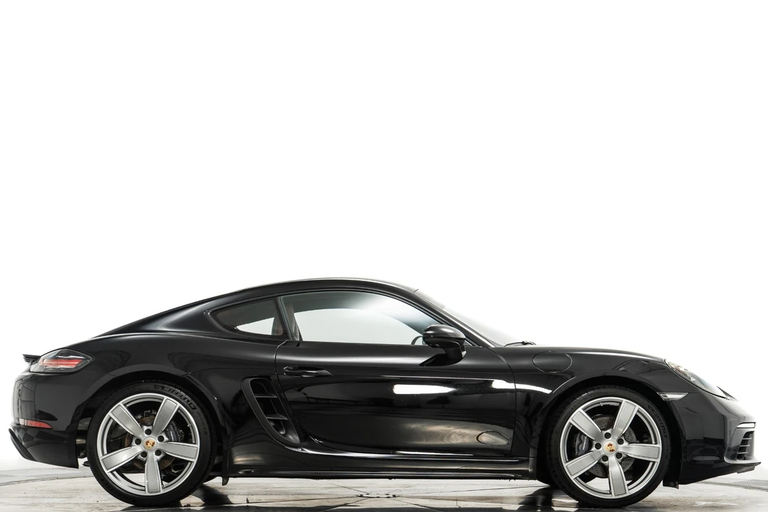 2024 Porsche 718 Cayman - Image 2 of 21