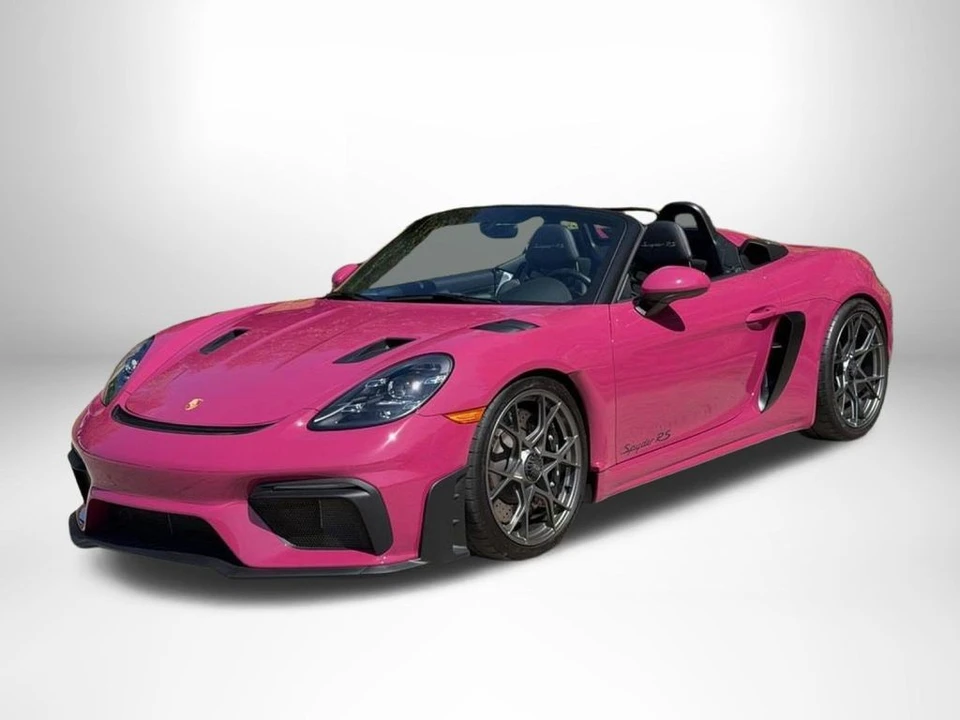 2024 Porsche - Image 2 of 31