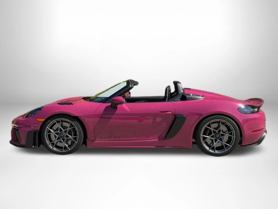 2024 Porsche - Image 9 of 31
