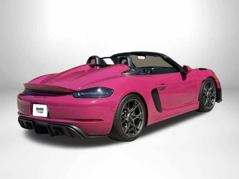 2024 Porsche - Image 5 of 31