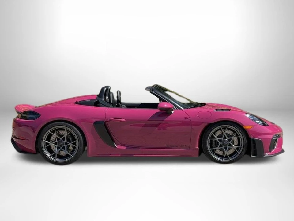 2024 Porsche - Image 3 of 31