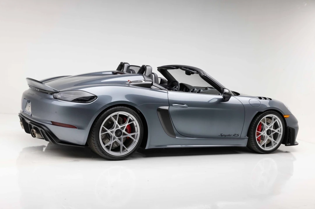 2024 Porsche 718 Boxster Spyder RS - Image 19 of 31