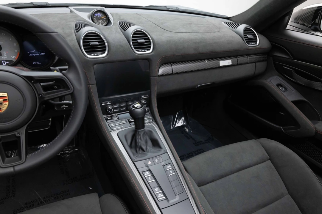 2024 Porsche 718 Boxster Spyder RS - Image 20 of 31