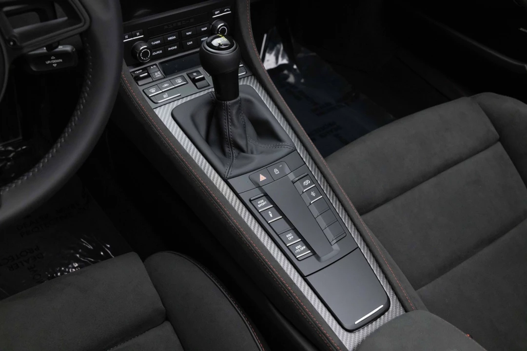 2024 Porsche 718 Boxster Spyder RS - Image 22 of 31