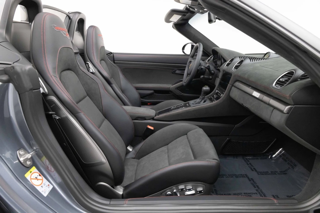 2024 Porsche 718 Boxster Spyder RS - Image 16 of 31