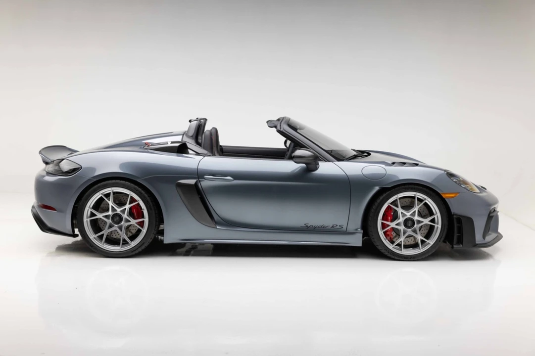 2024 Porsche 718 Boxster Spyder RS - Image 15 of 31