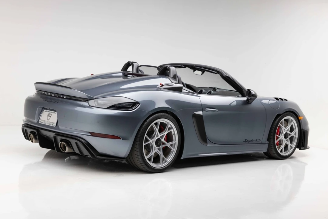 2024 Porsche 718 Boxster Spyder RS - Image 11 of 31