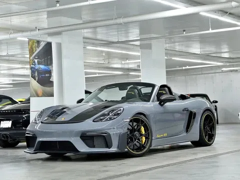 2024 Porsche 718 Spyder RS