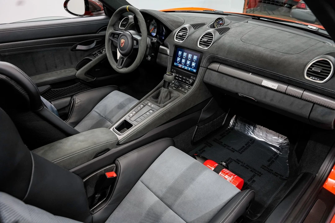 2024 Porsche 718 Boxster Spyder RS - Image 26 of 31